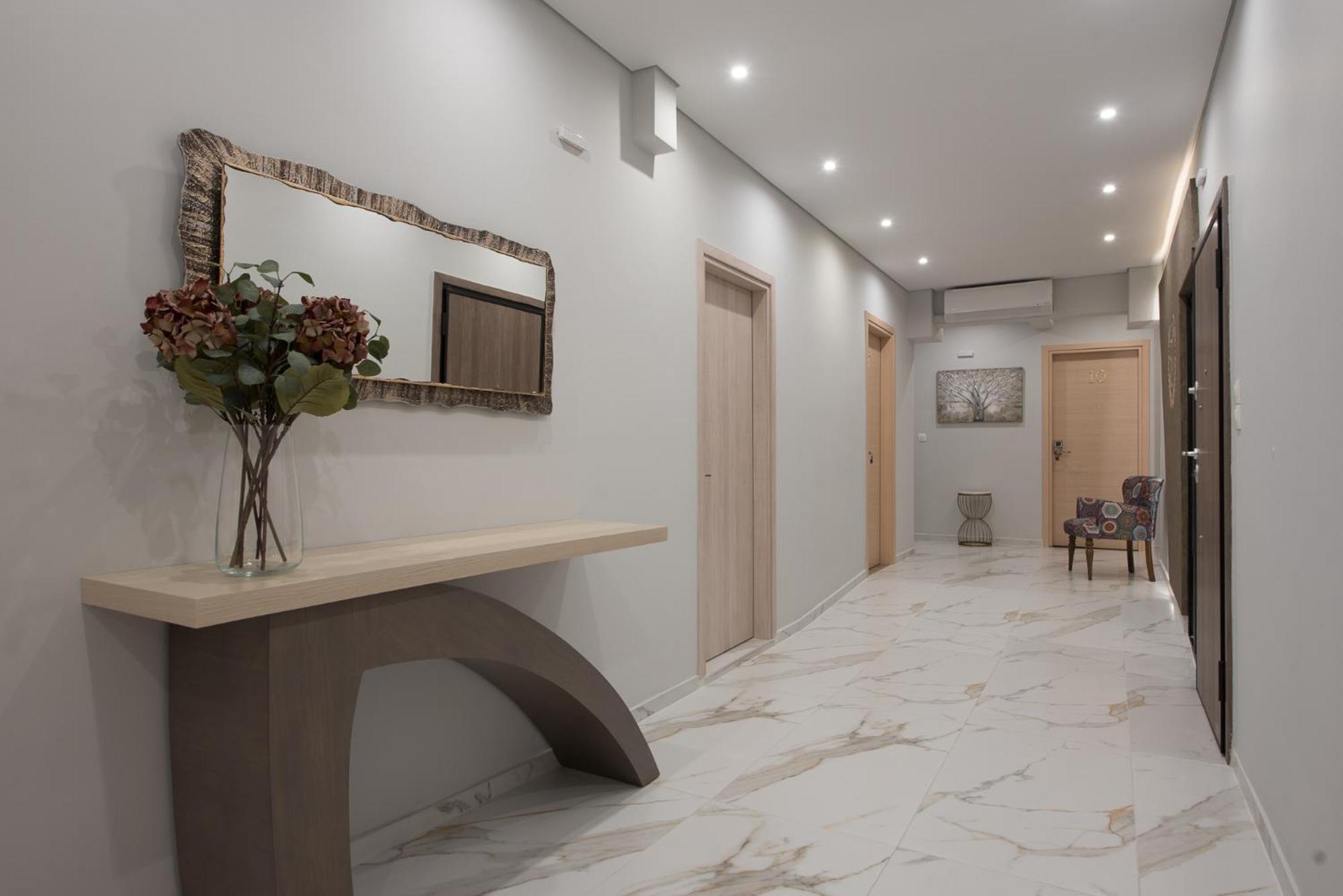 Rob Venture Suites At The Central Of Athens City Exterior foto
