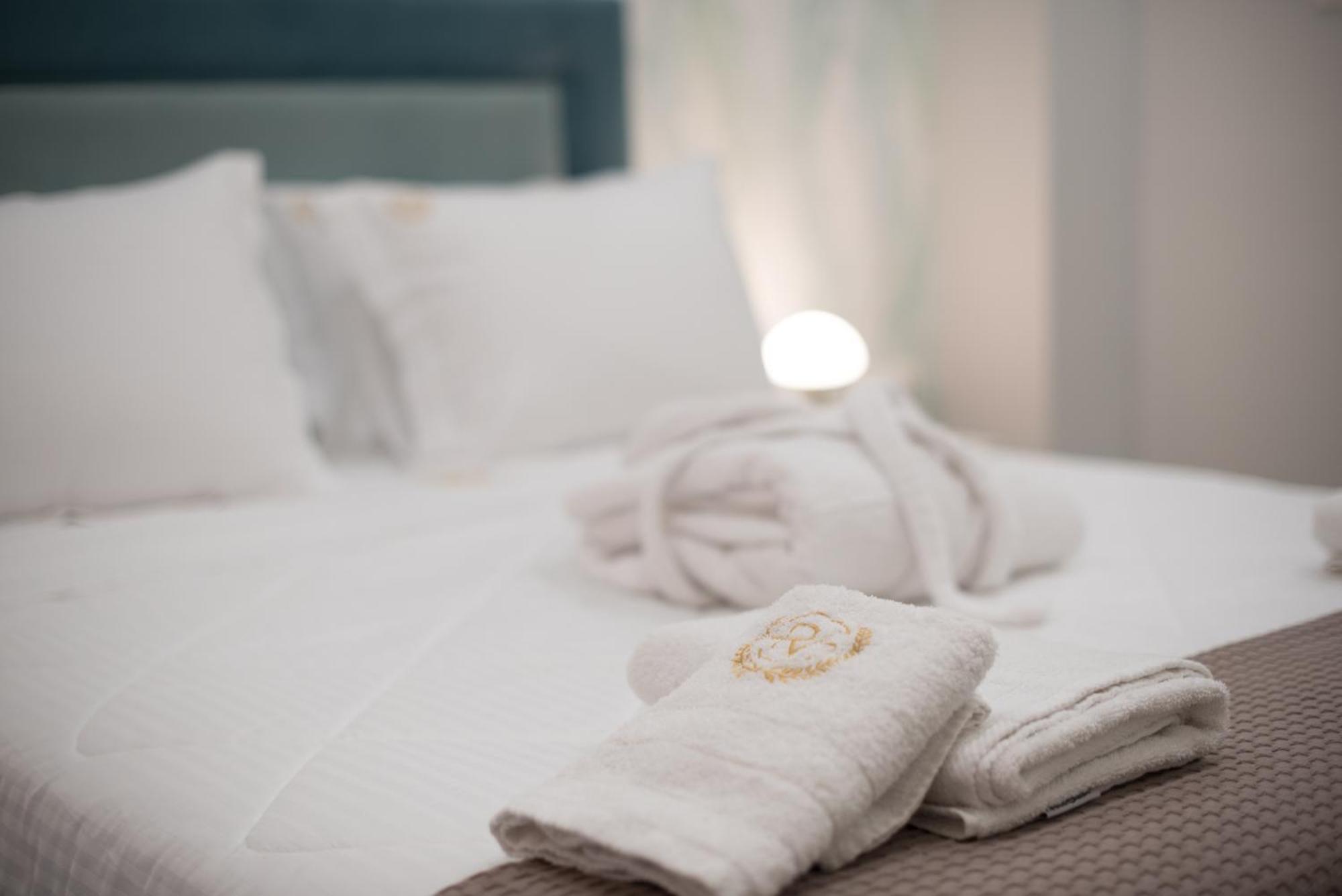 Rob Venture Suites At The Central Of Athens City Quarto foto
