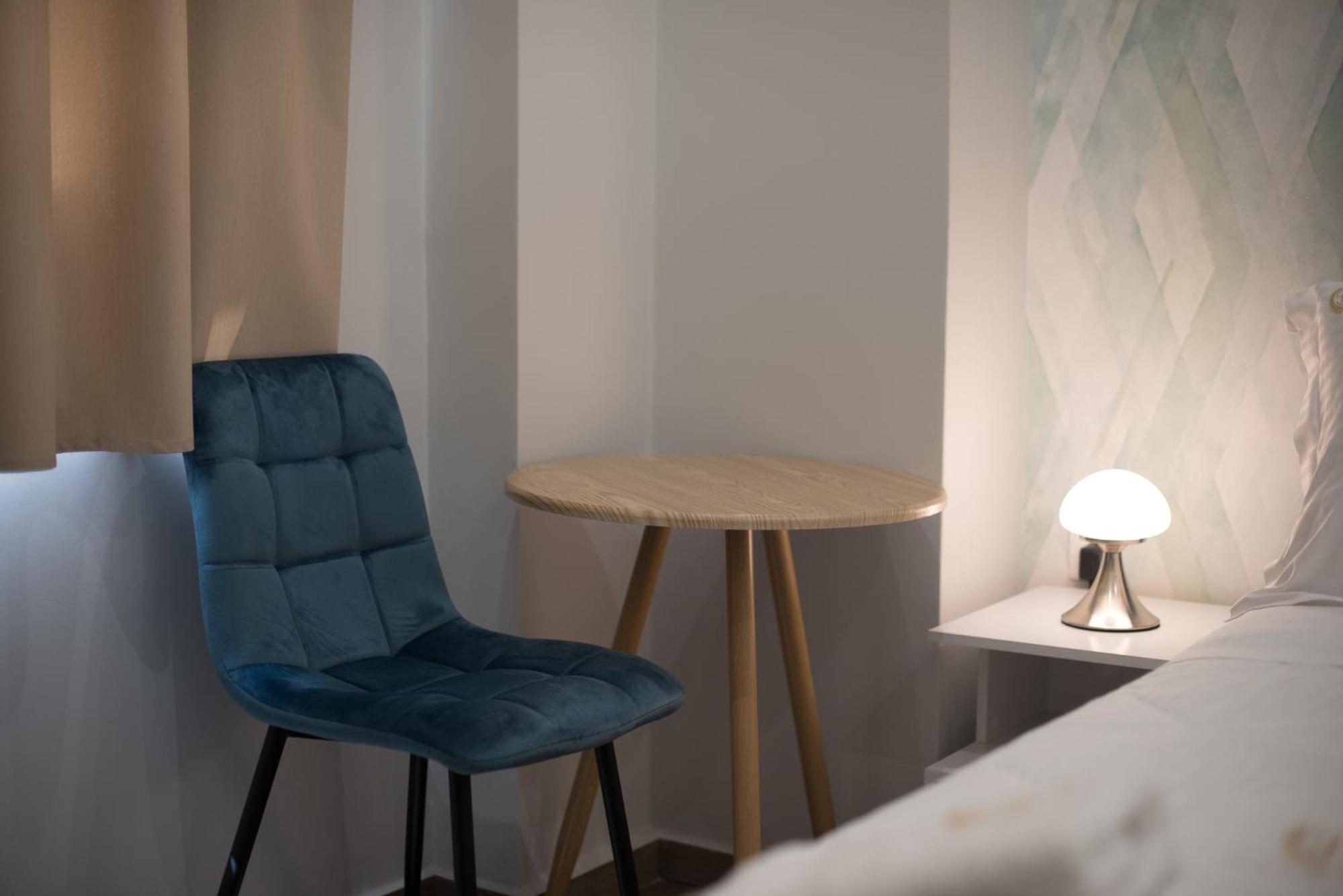 Rob Venture Suites At The Central Of Athens City Quarto foto